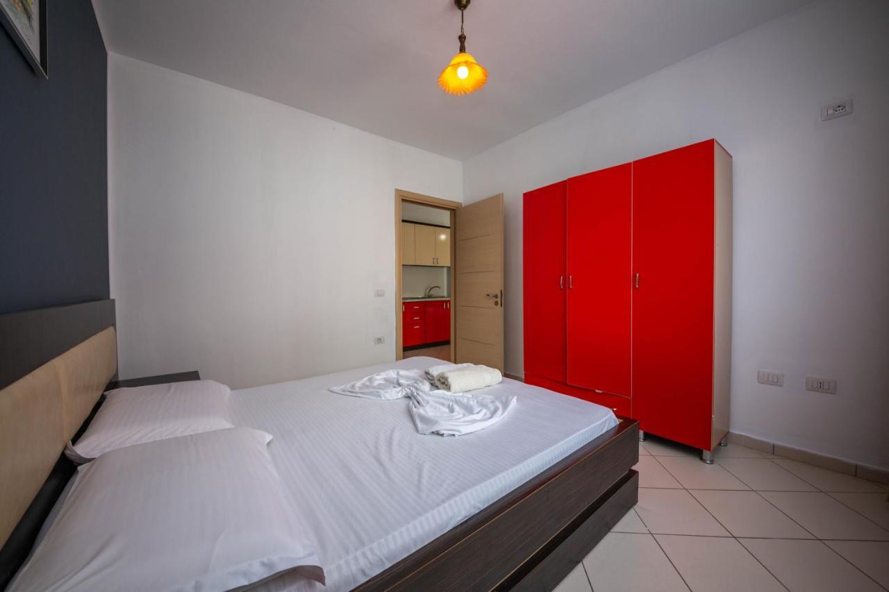 Hotel Vera Kryemëdhej Esterno foto