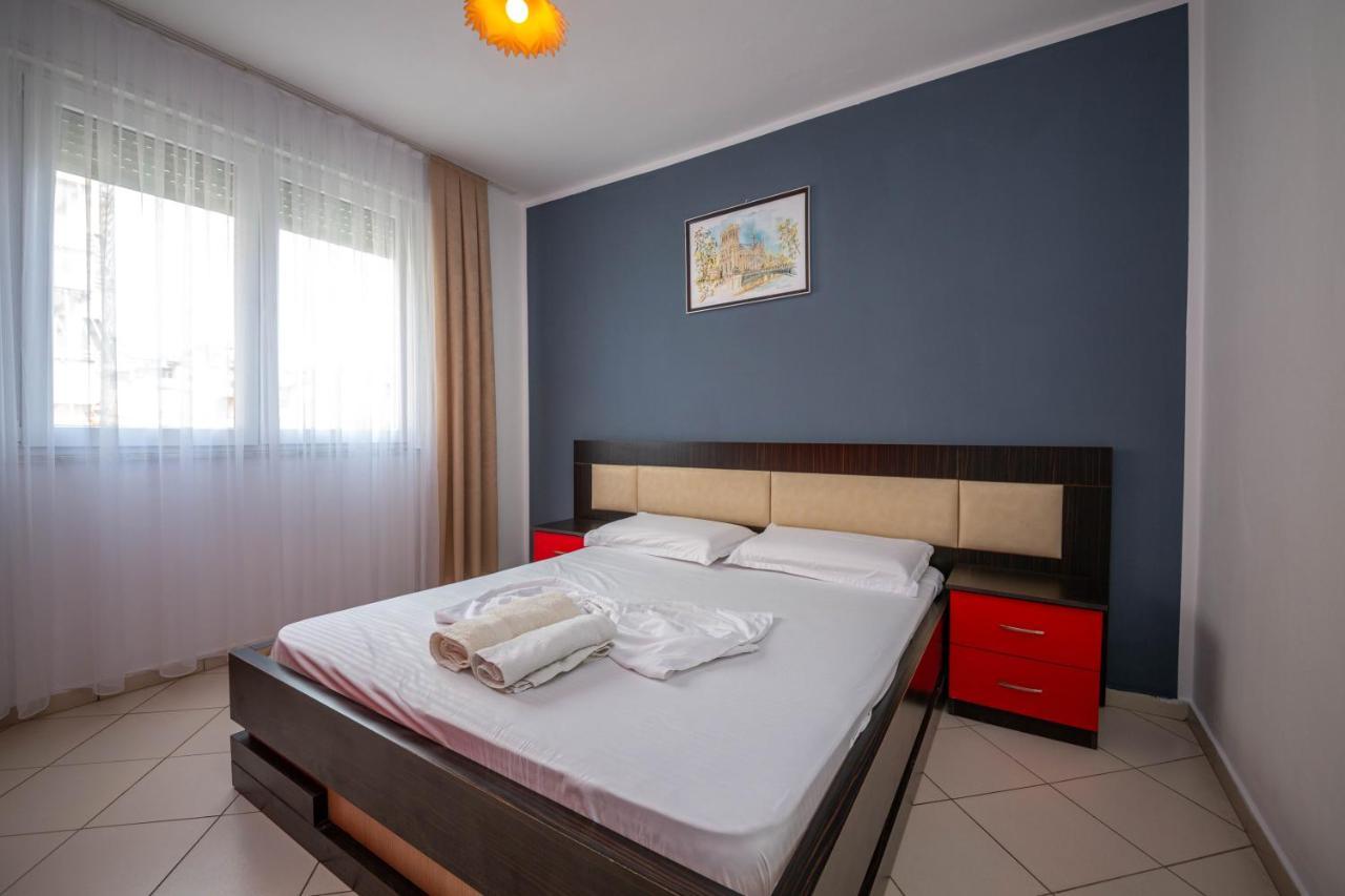 Hotel Vera Kryemëdhej Esterno foto